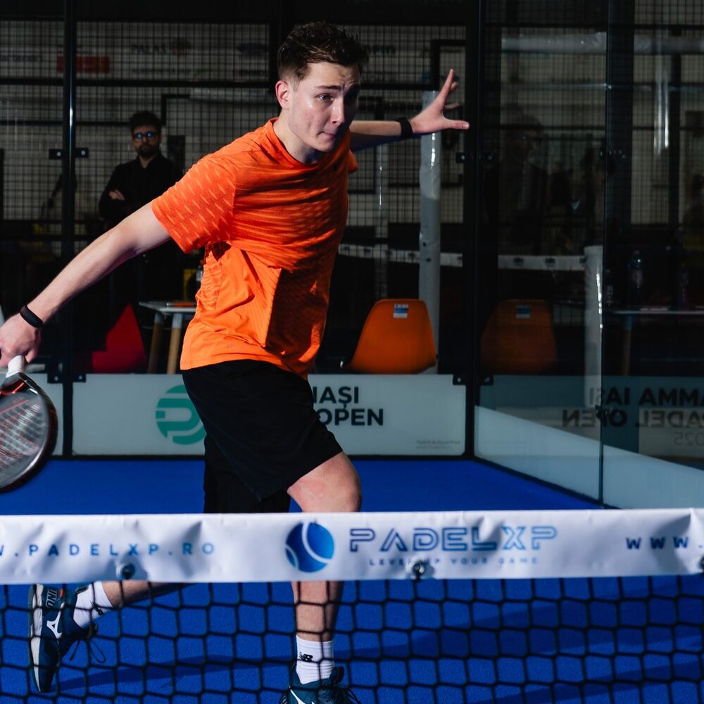 Padel vs Pickleball — comparație FZN Arena